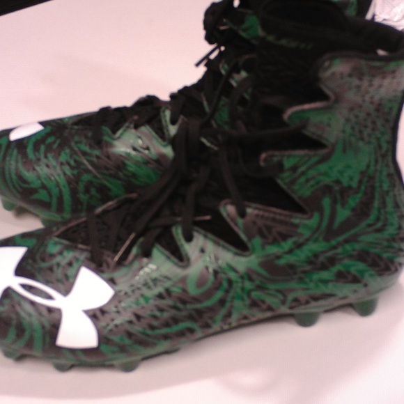 NEW,UNDER ARMOUR FOOTBALL CLEATS main image 4
